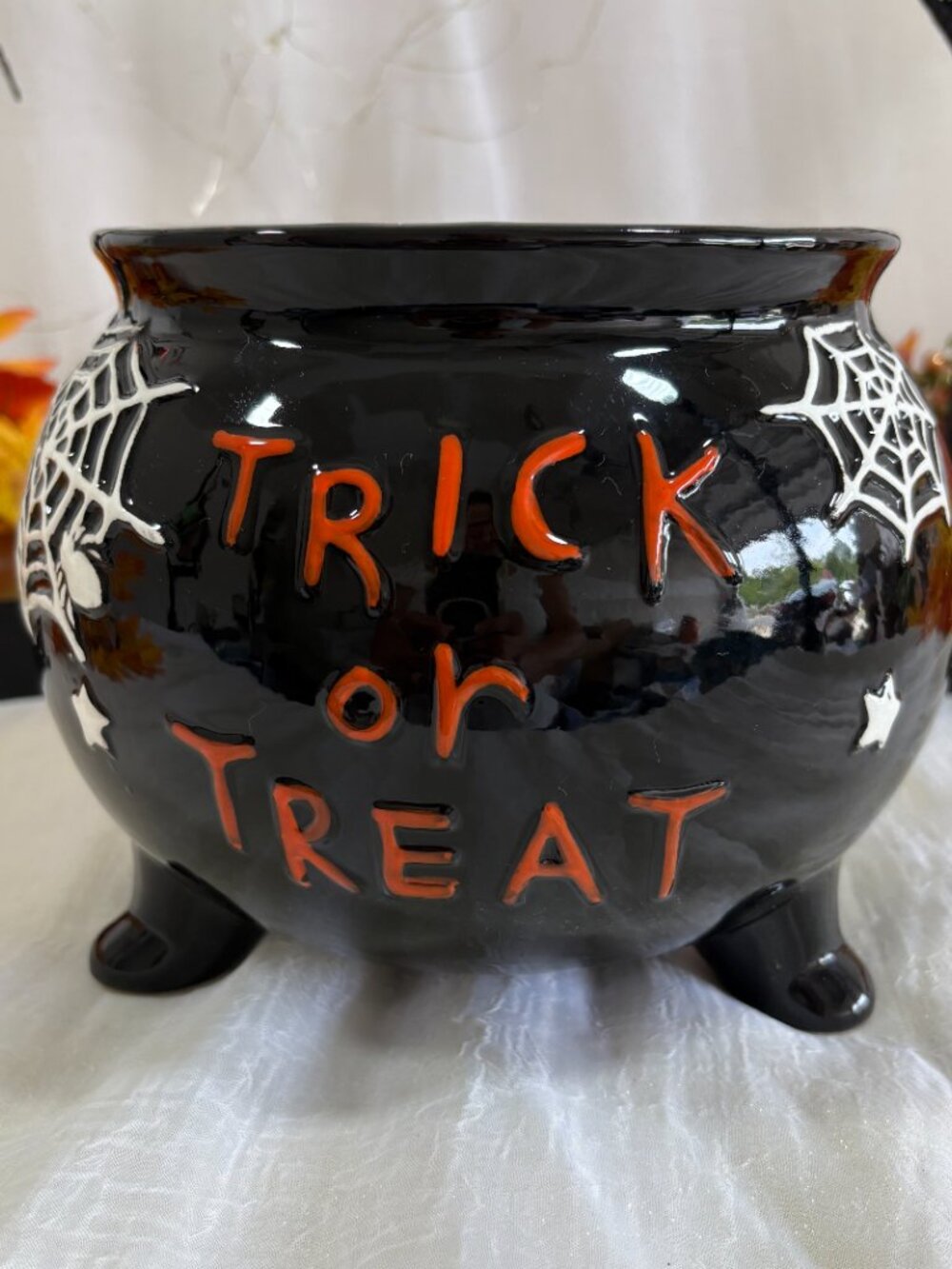 Maxcera Halloween Trick Or Treat Ceramic Cauldron Spiderwebs Candy Serving Bowl